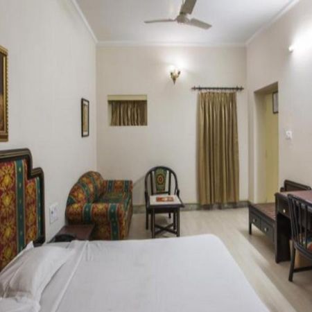 Hotel Samrat International Mount Abu Exterior foto